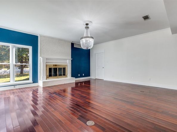 7221  Briarnoll Drive , Dallas Texas 75252