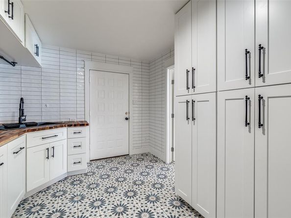 7221  Briarnoll Drive , Dallas Texas 75252