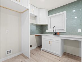 1300 E Baltimore Avenue , Fort Worth Texas 76104