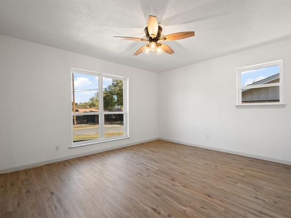 4713  Wheelock Drive , Fort Worth Texas 76133