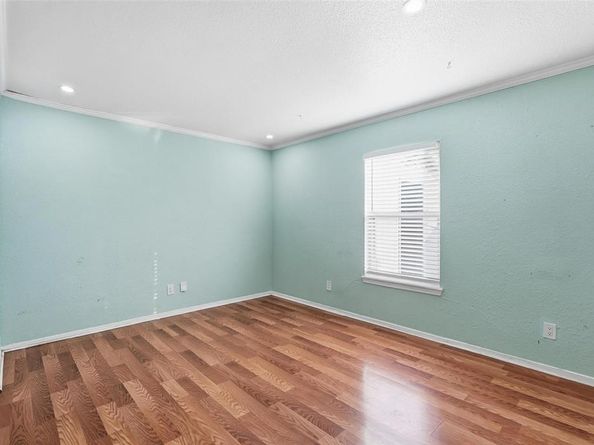 9420  Kerrville Street , Dallas Texas 75227