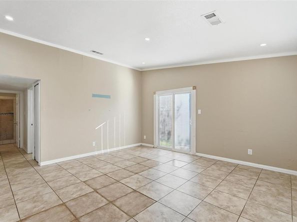 9420  Kerrville Street , Dallas Texas 75227