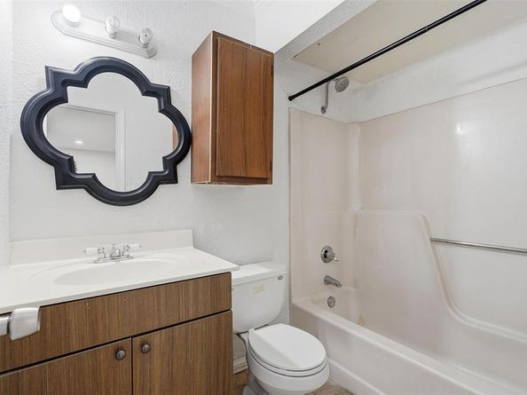 9420  Kerrville Street , Dallas Texas 75227