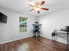 2813  Dana Lane , Denton Texas 76209