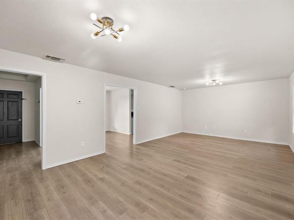 905  Mckinney Avenue , Princeton Texas 75407