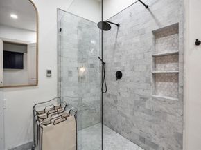 2623 N Garrett Avenue , Dallas Texas 75206