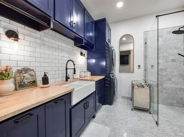 2623 N Garrett Avenue , Dallas Texas 75206