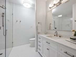 2623 N Garrett Avenue , Dallas Texas 75206