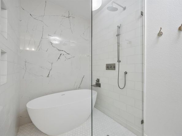 2623 N Garrett Avenue , Dallas Texas 75206