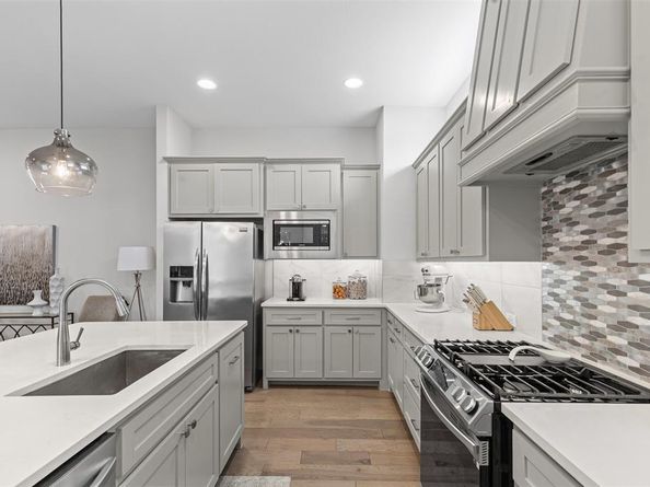 2741  Merrimac Street  101, Fort Worth Texas 76107