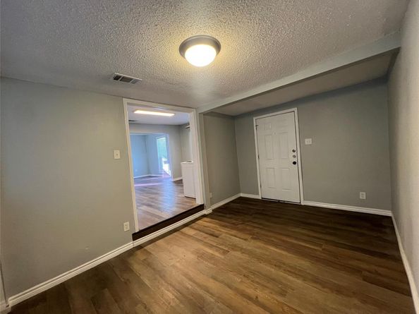 3453  Wayside Avenue , Fort Worth Texas 76110