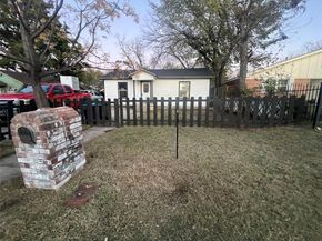 3453  Wayside Avenue , Fort Worth Texas 76110