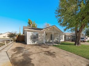 205 E Marguerita Drive , Garland Texas 75040