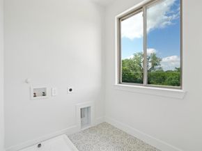 2524  Havenhurst Street  102, Farmers Branch Texas 75234