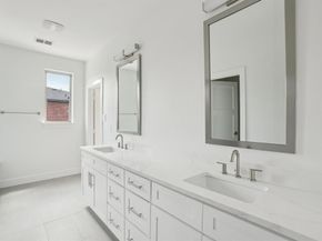 2524  Havenhurst Street  102, Farmers Branch Texas 75234