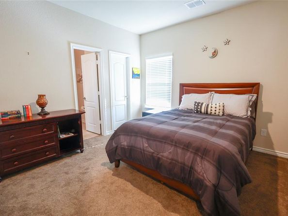 2711  Fleur De Lis Lane , Grand Prairie Texas 75054