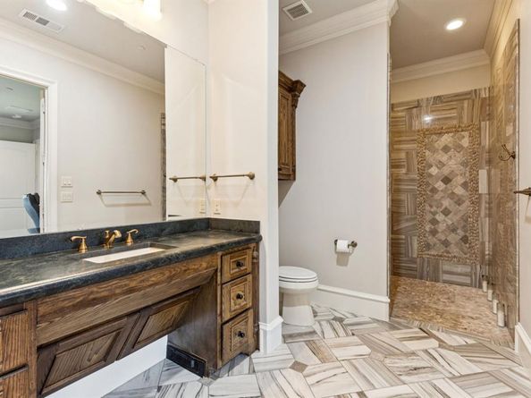 916  Cedar Shores Drive , Heath Texas 75032