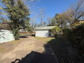 602  Bonnie View Road , Dallas Texas 75203