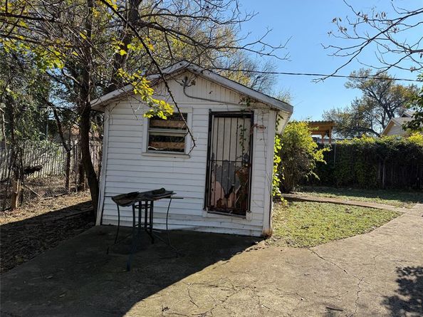 602  Bonnie View Road , Dallas Texas 75203