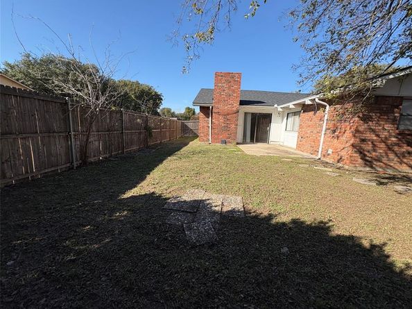 7226  Little Canyon Road , Dallas Texas 75249