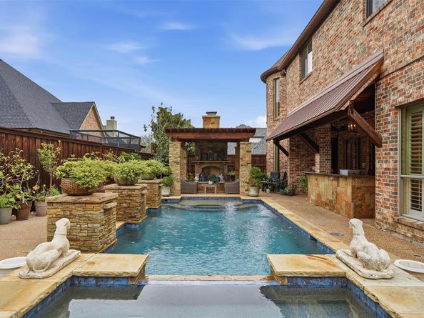 2217  Canterbury Drive , Mansfield Texas 76063