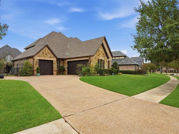 2217  Canterbury Drive , Mansfield Texas 76063