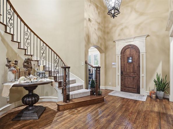 2217  Canterbury Drive , Mansfield Texas 76063