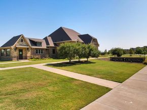 1561  William Way , Farmers Branch Texas 75234