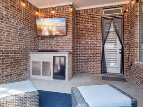 1561  William Way , Farmers Branch Texas 75234