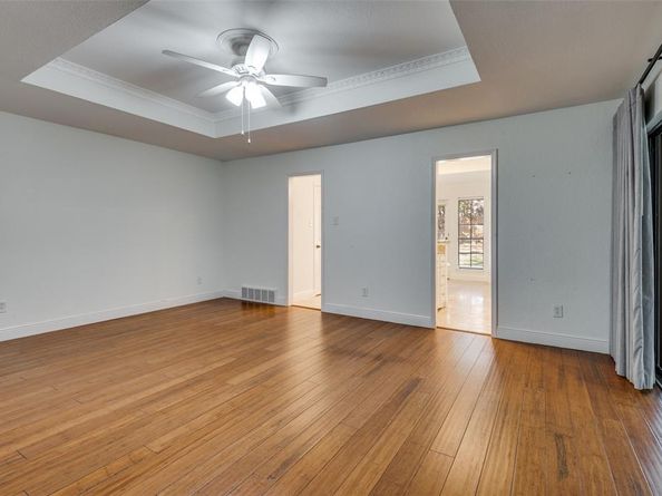 737  Newport Road , Fort Worth Texas 76120