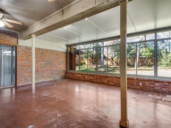 737  Newport Road , Fort Worth Texas 76120