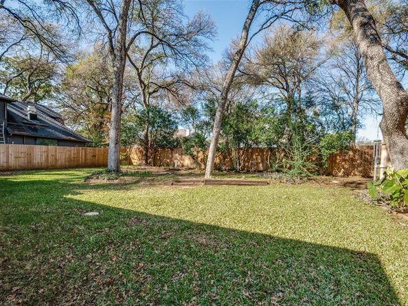 737  Newport Road , Fort Worth Texas 76120