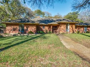 737  Newport Road , Fort Worth Texas 76120