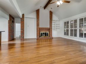 737  Newport Road , Fort Worth Texas 76120