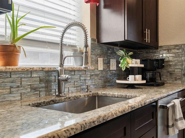 1017  Tanglewood Lane , Flower Mound Texas 75028