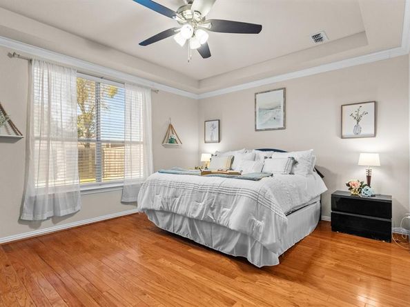 1017  Tanglewood Lane , Flower Mound Texas 75028