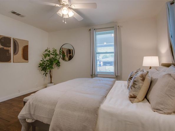 2606 W 12th Street , Dallas Texas 75211