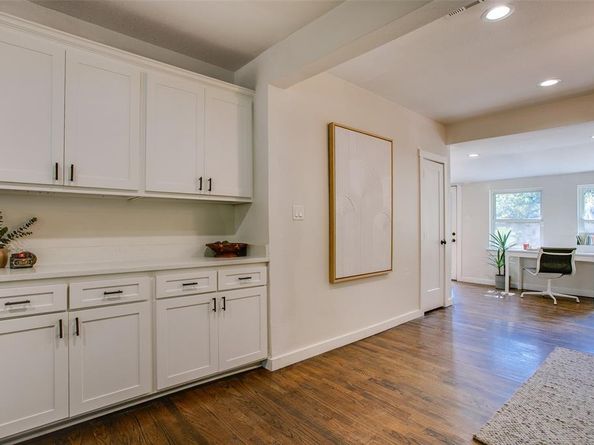 2606 W 12th Street , Dallas Texas 75211