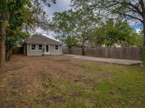 2606 W 12th Street , Dallas Texas 75211