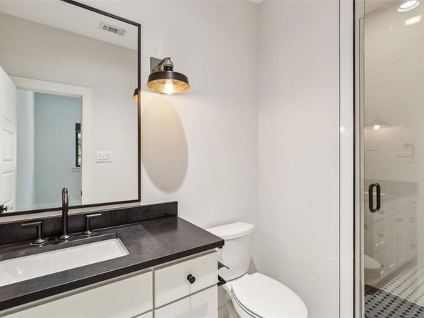 661  Harter Road , Dallas Texas 75218