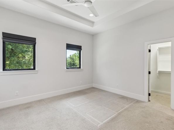 661  Harter Road , Dallas Texas 75218