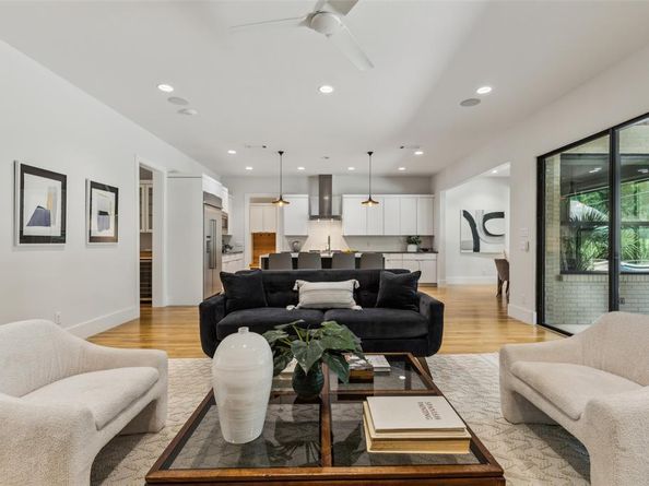 661  Harter Road , Dallas Texas 75218