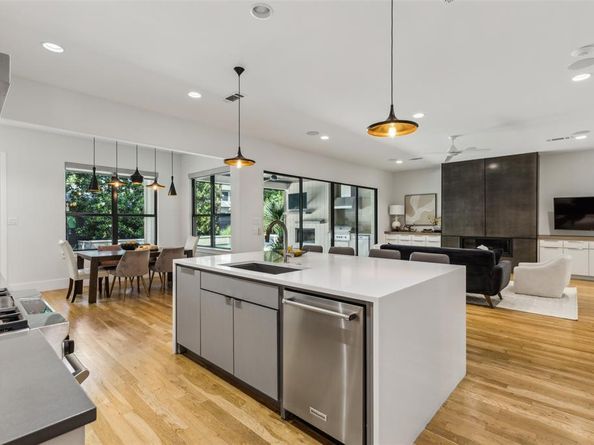 661  Harter Road , Dallas Texas 75218