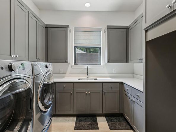 661  Harter Road , Dallas Texas 75218