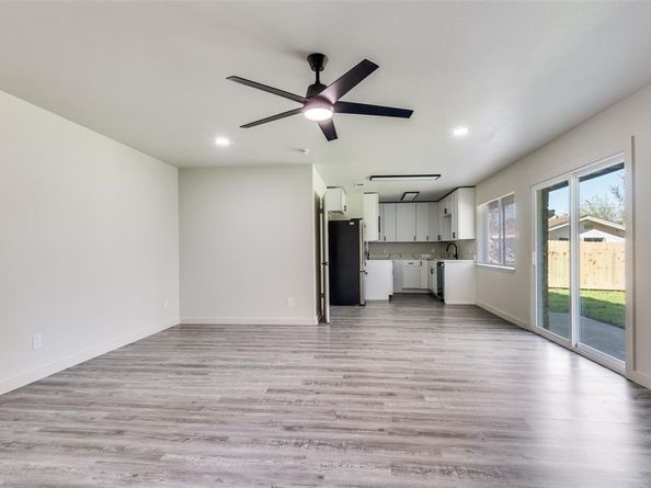 1820  Emerald Drive , Irving Texas 75060