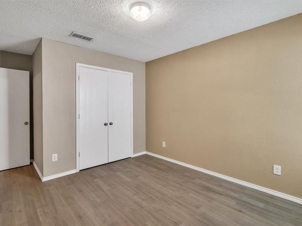 10212  Brea Canyon Road , Fort Worth Texas 76108