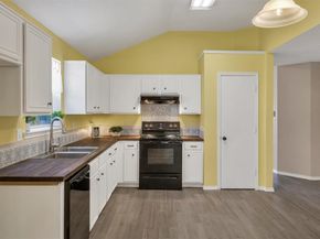 10212  Brea Canyon Road , Fort Worth Texas 76108