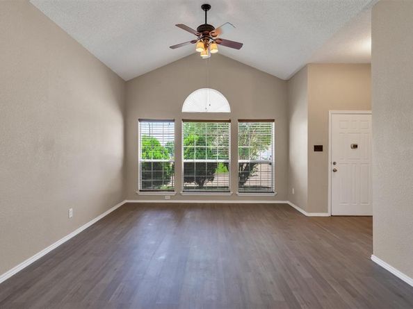 10212  Brea Canyon Road , Fort Worth Texas 76108