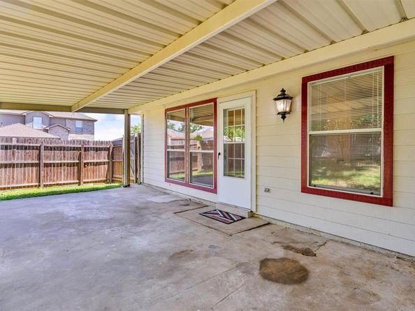 10212  Brea Canyon Road , Fort Worth Texas 76108