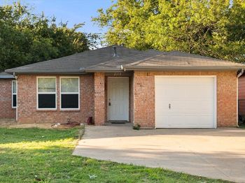 2113  San Antonio  